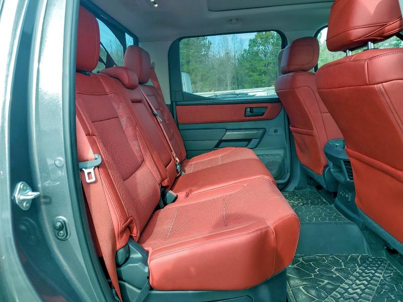 Фото 10 - TOYOTA TUNDRA