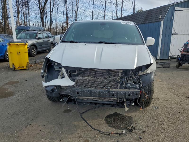 Фото 5 - DODGE CARAVAN