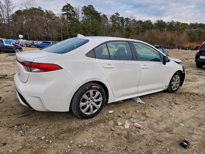 Фото 3 - TOYOTA COROLLA