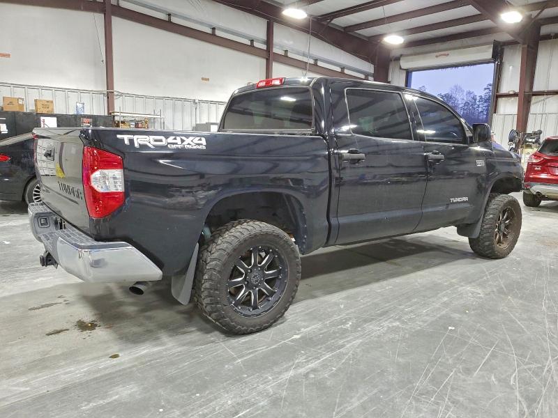 Фото 3 - TOYOTA TUNDRA