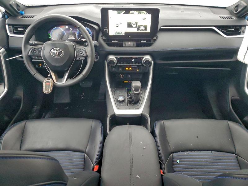 Фото 8 - TOYOTA RAV4