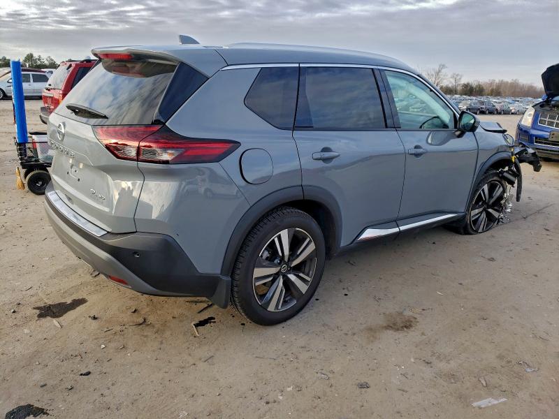 Фото 3 - NISSAN ROGUE