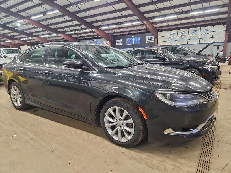 Фото 4 - CHRYSLER 200