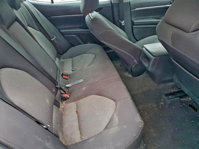 Фото 10 - TOYOTA CAMRY