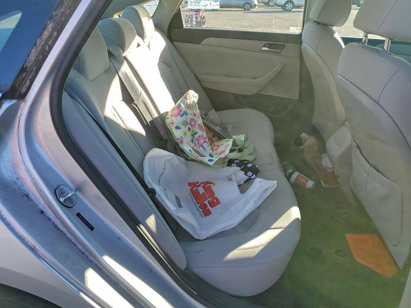 Фото 10 - HYUNDAI SONATA