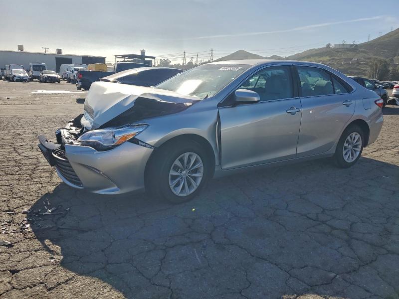 Фото 1 - TOYOTA CAMRY