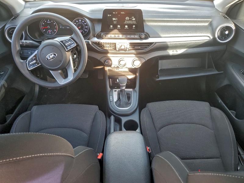 Фото 8 - KIA FORTE