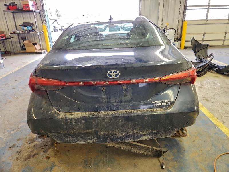 Фото 6 - TOYOTA AVALON