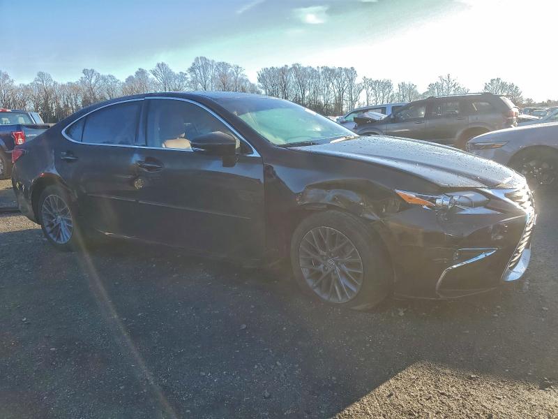 Фото 4 - LEXUS ES350