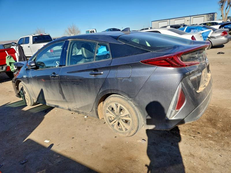 Фото 2 - TOYOTA PRIUS