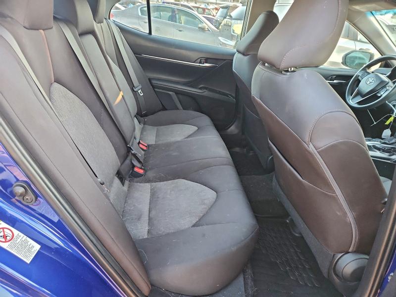 Фото 10 - TOYOTA CAMRY