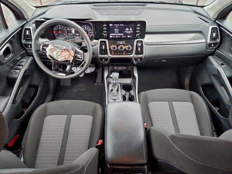 Фото 8 - KIA SORENTO