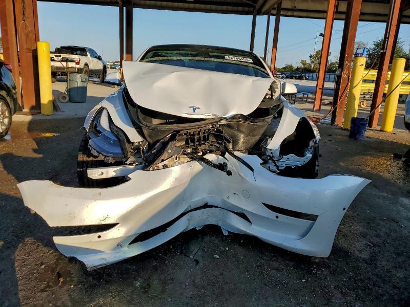 Фото 5 - TESLA MODEL 3