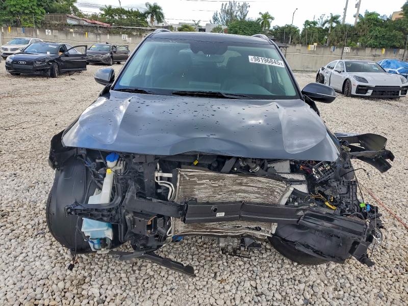 Фото 5 - KIA SELTOS