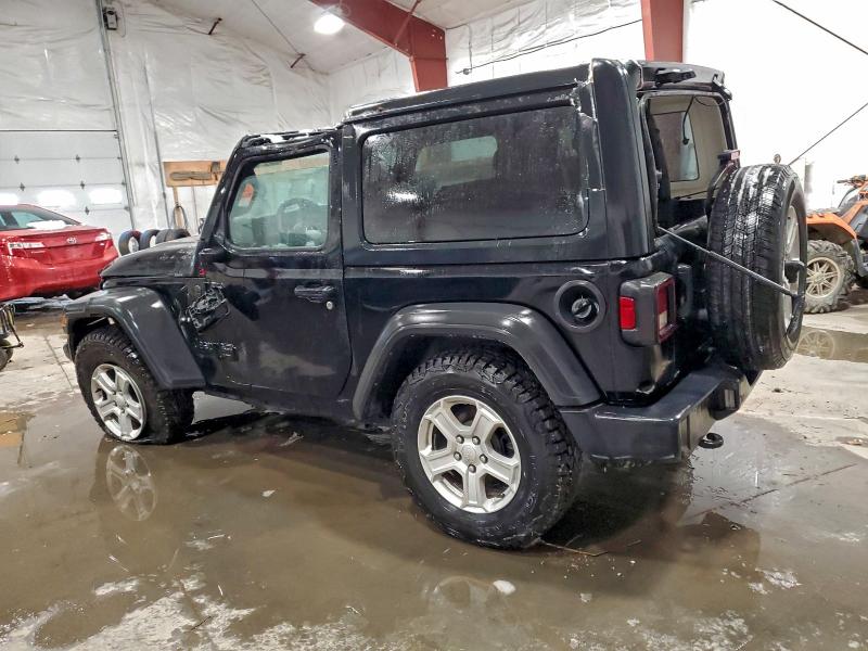 Фото 2 - JEEP WRANGLER