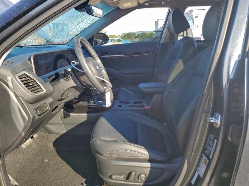 Фото 7 - KIA SELTOS