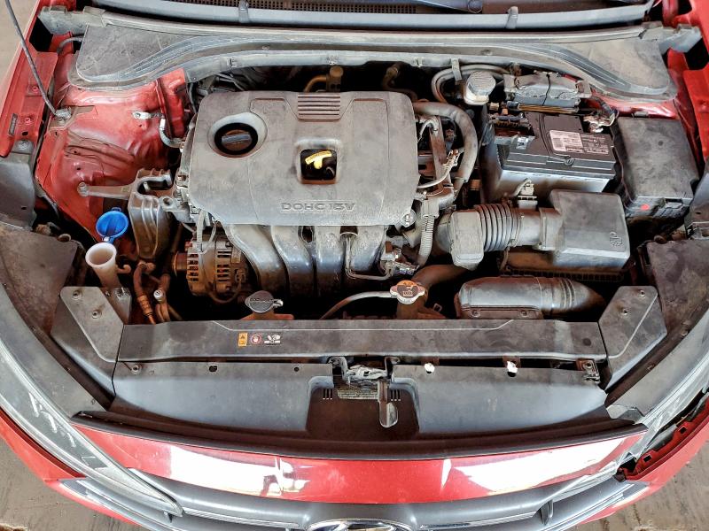 Фото 11 - HYUNDAI ELANTRA