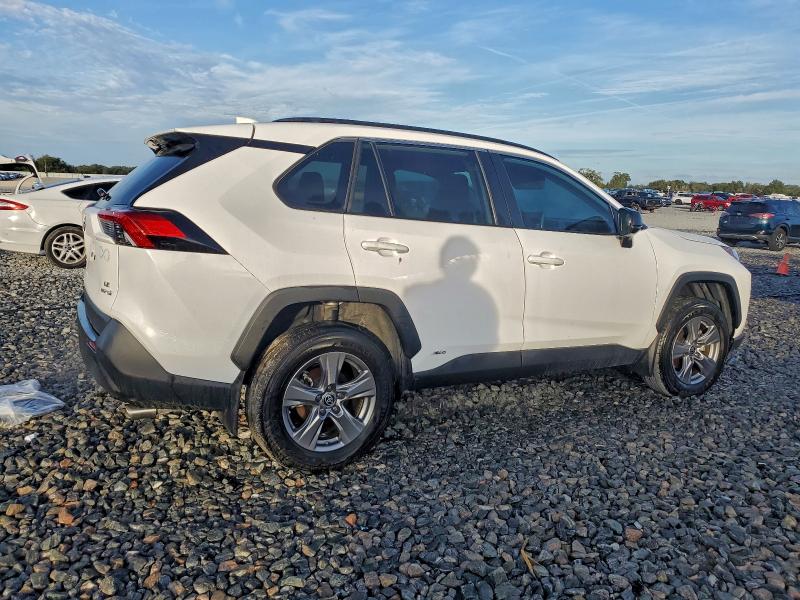 Фото 3 - TOYOTA RAV4