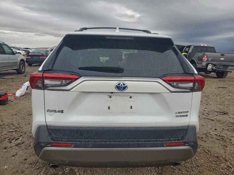 Фото 6 - TOYOTA RAV4