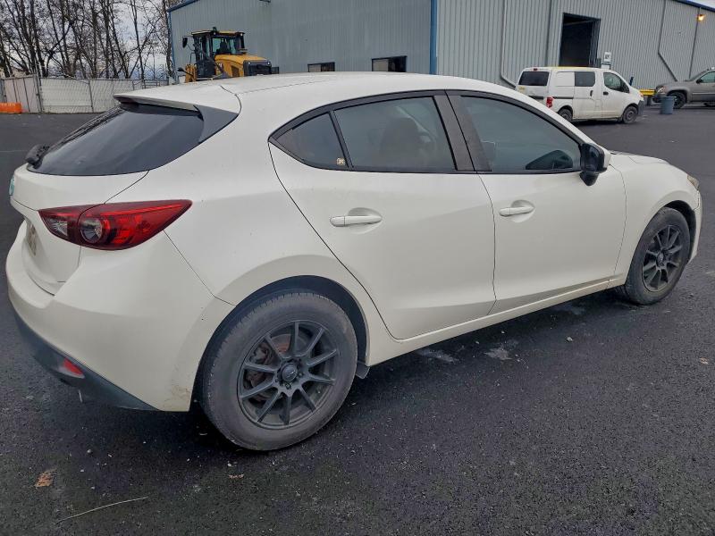 Фото 3 - MAZDA 3