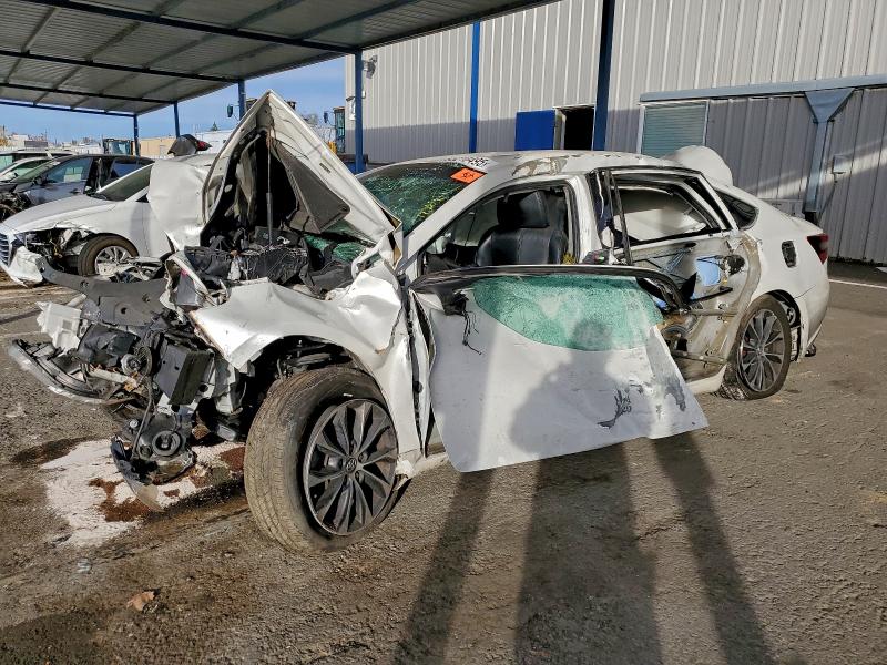 Фото 1 - TOYOTA AVALON