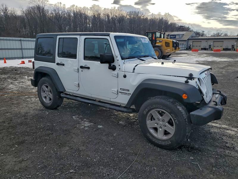 Фото 4 - JEEP WRANGLER