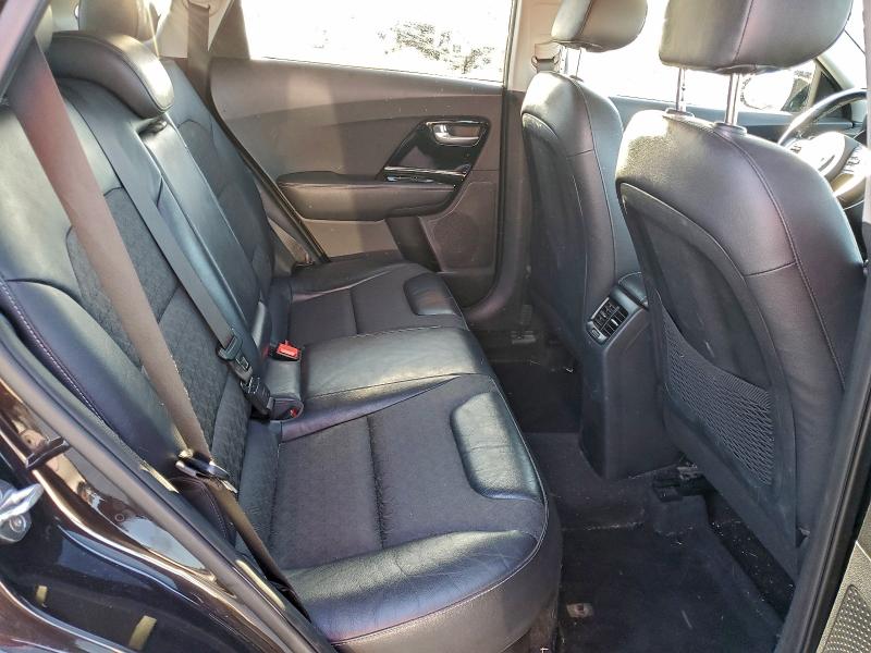 Фото 11 - KIA NIRO