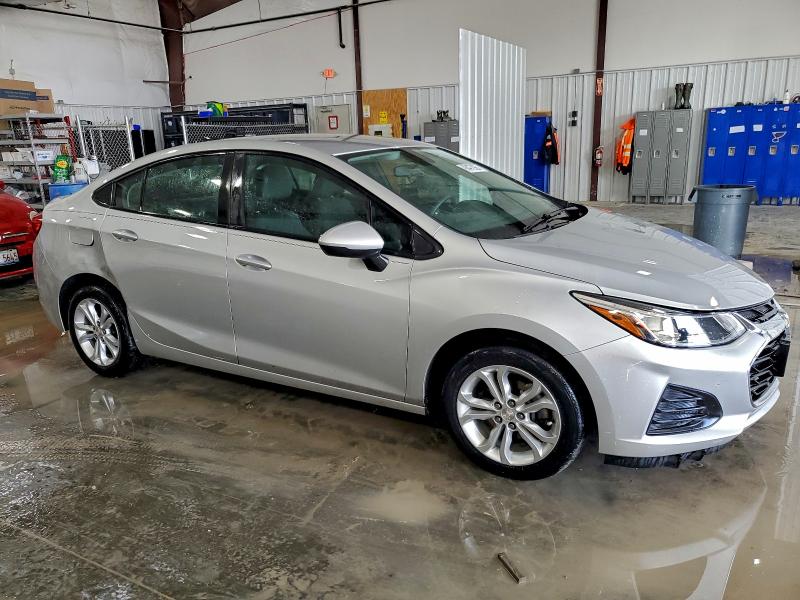 Фото 4 - CHEVROLET CRUZE