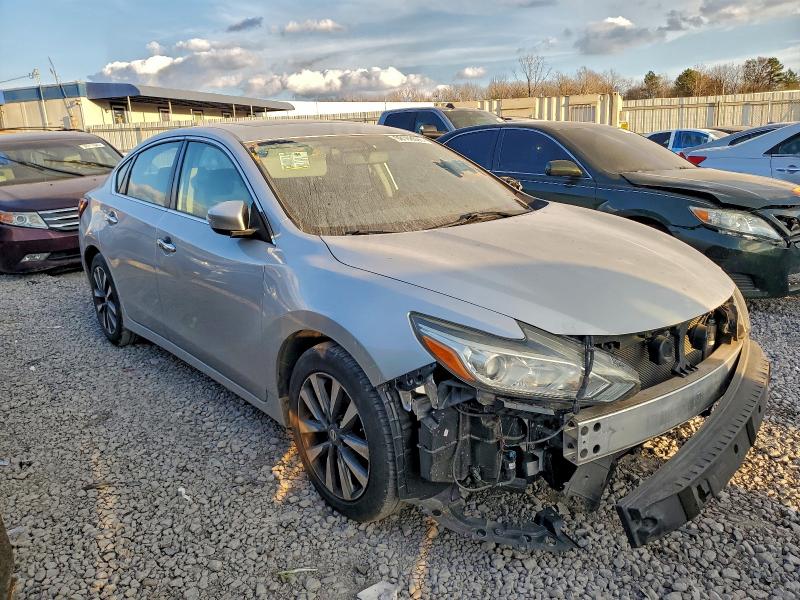 Фото 4 - NISSAN ALTIMA