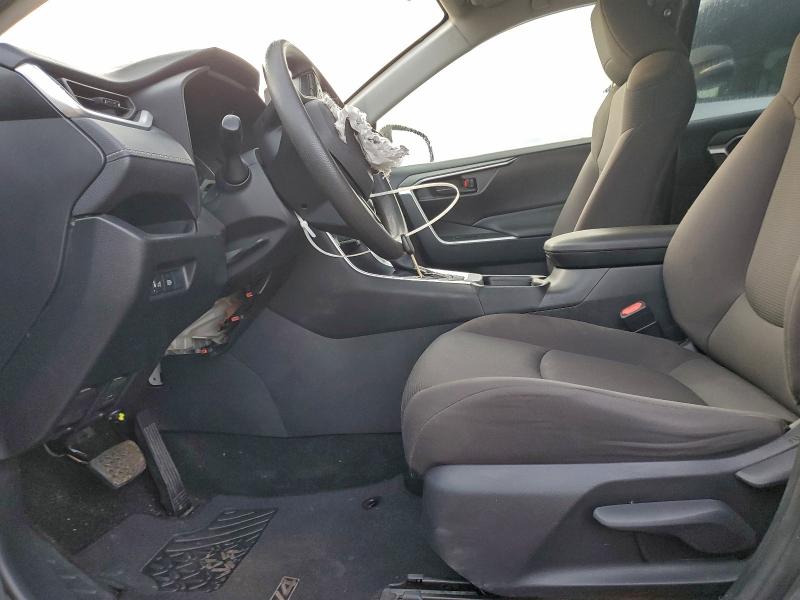 Фото 7 - TOYOTA RAV4