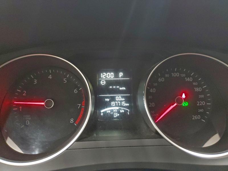 Фото 9 - VOLKSWAGEN JETTA