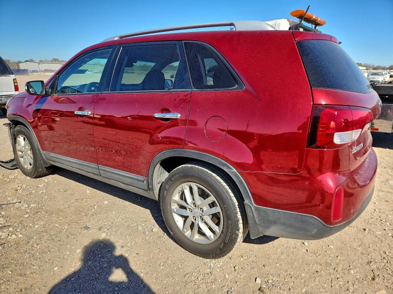 Фото 2 - KIA SORENTO