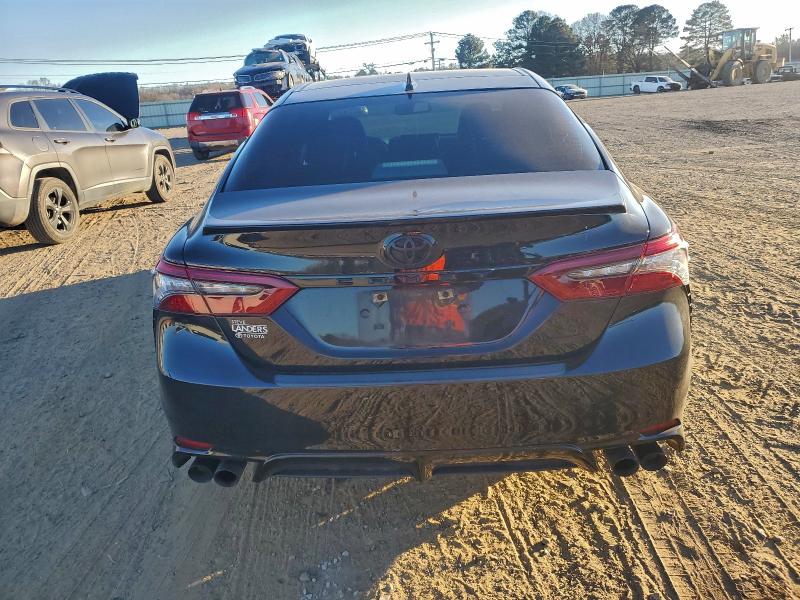 Фото 6 - TOYOTA CAMRY