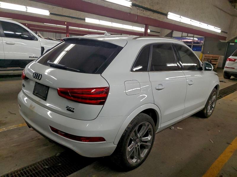 Фото 3 - AUDI Q3