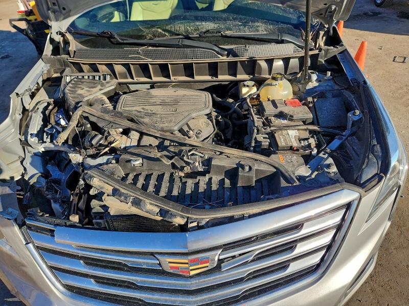 Фото 12 - CADILLAC XT5