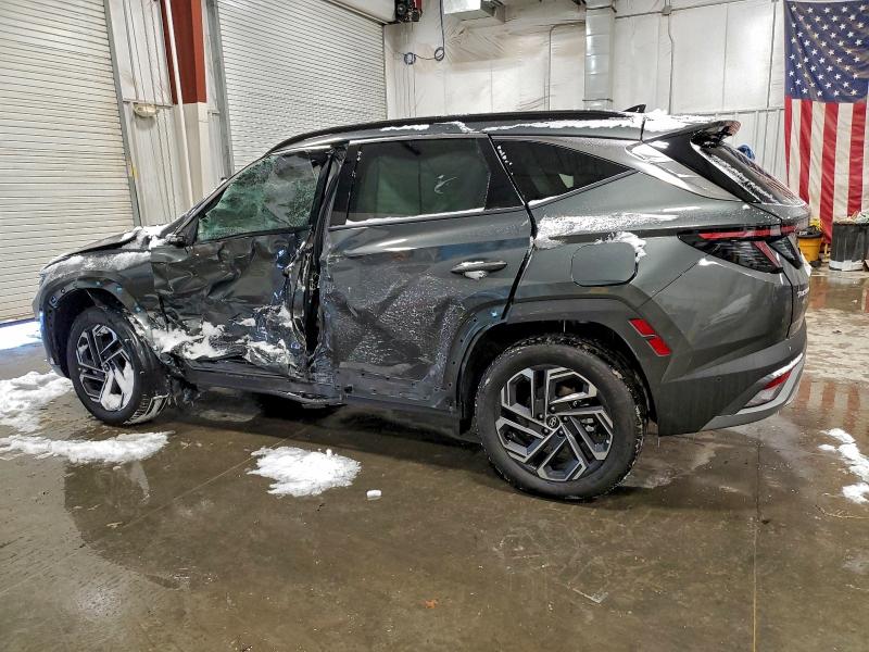 Фото 2 - HYUNDAI TUCSON