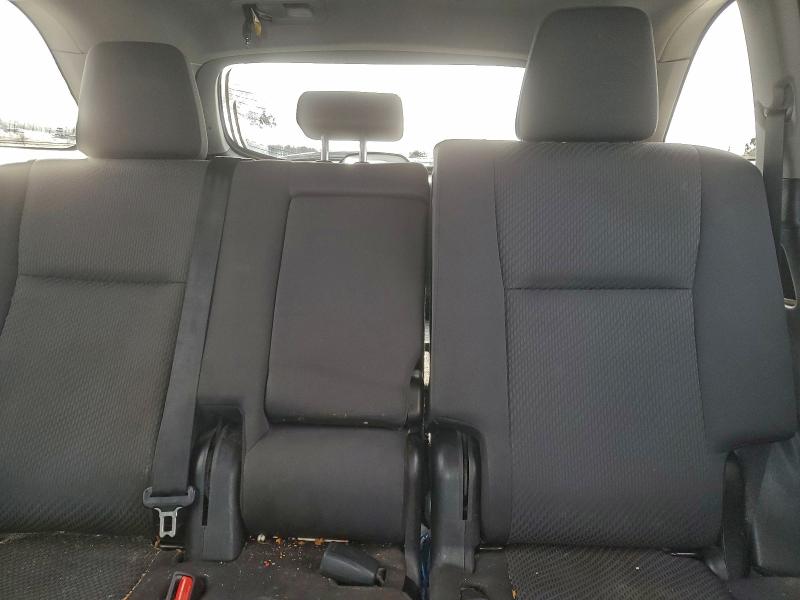 Фото 10 - TOYOTA HIGHLANDER