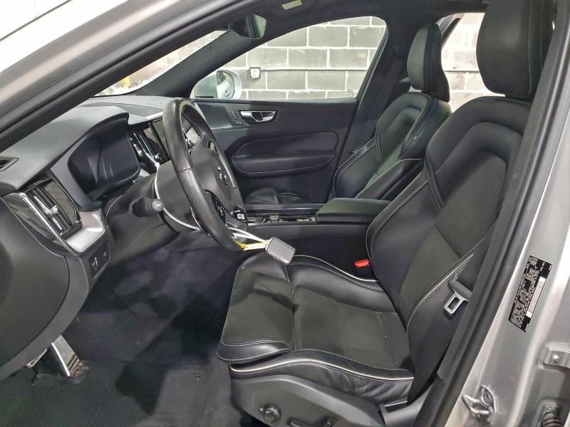 Фото 7 - VOLVO XC60