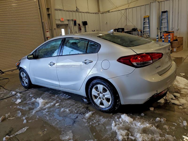 Фото 2 - KIA FORTE