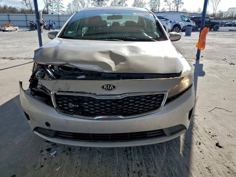 Фото 5 - KIA FORTE