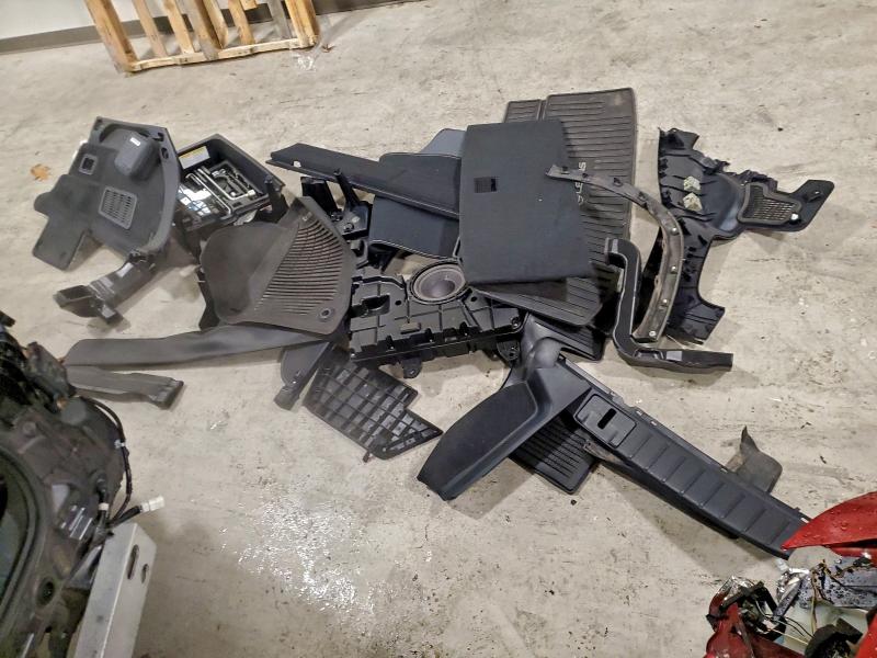 Фото 13 - LEXUS RX350