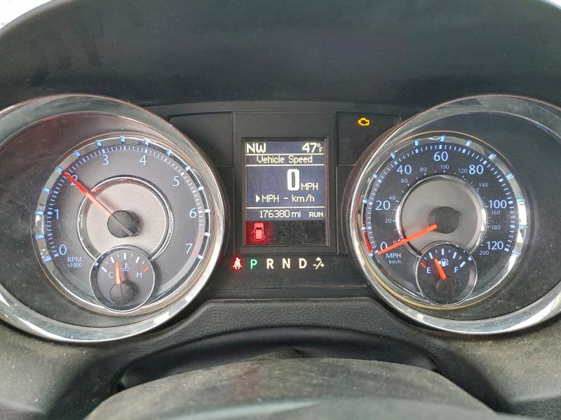 Фото 9 - CHRYSLER MINIVAN