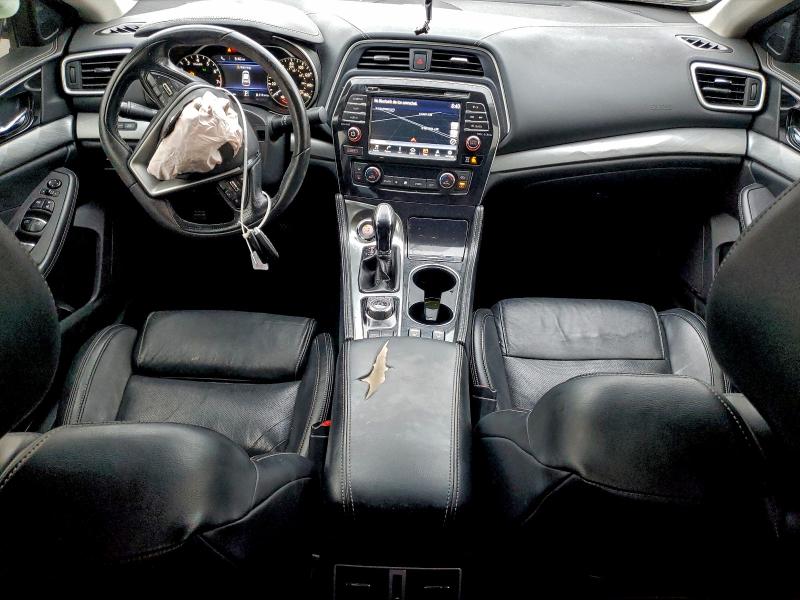 Фото 8 - NISSAN MAXIMA