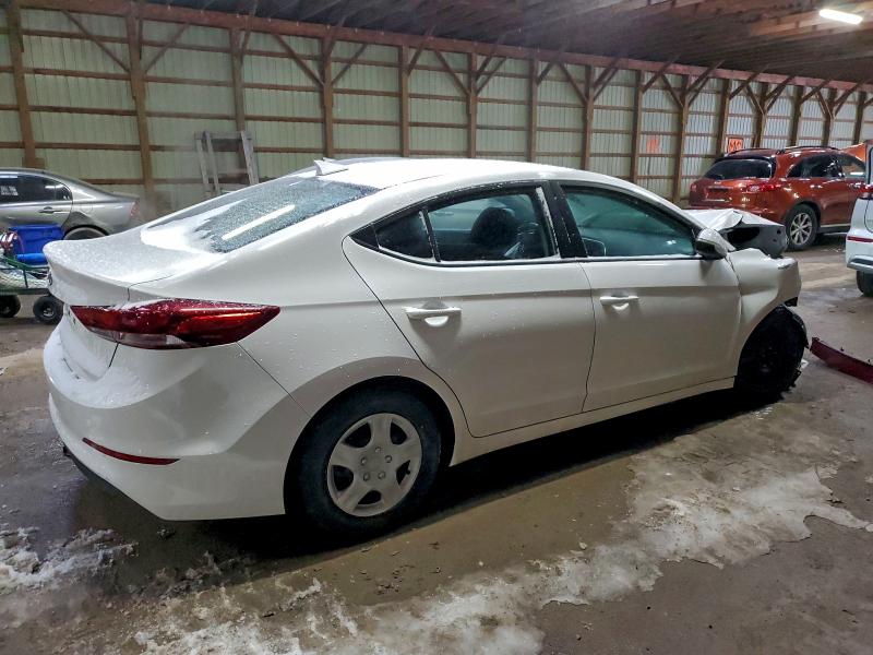 Фото 3 - HYUNDAI ELANTRA