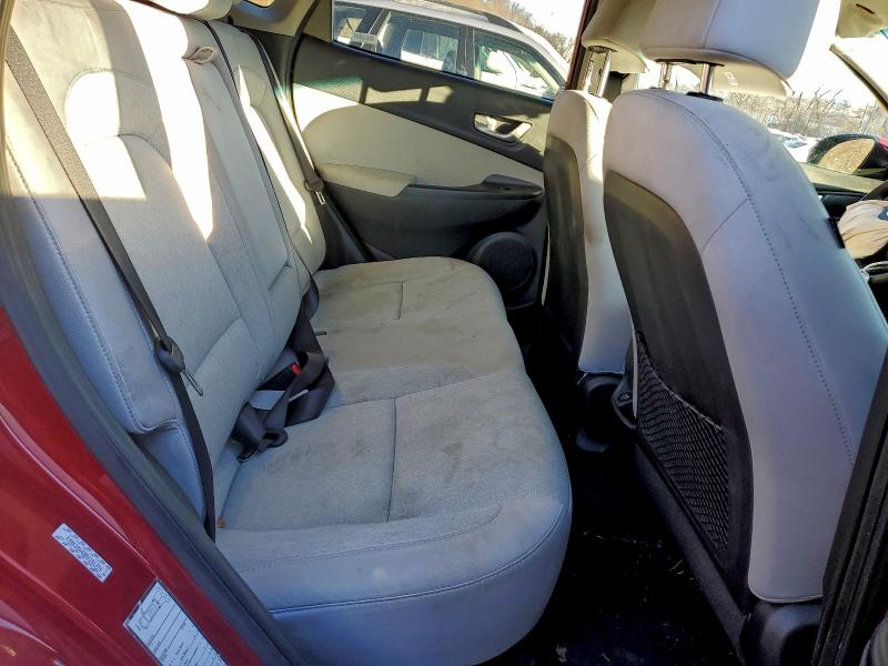 Фото 11 - HYUNDAI KONA