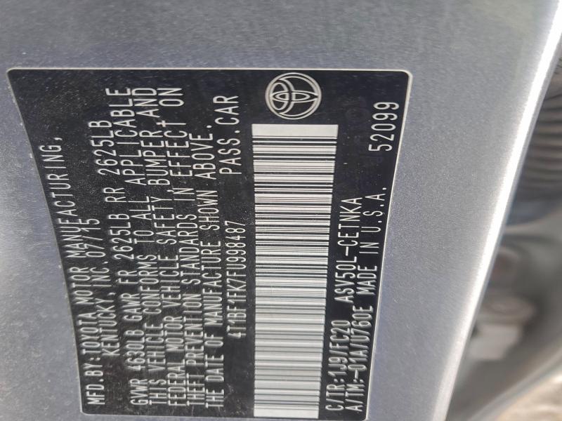 Фото 12 - TOYOTA CAMRY