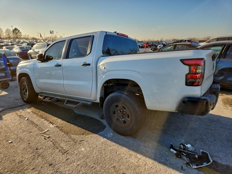 Фото 2 - NISSAN FRONTIER