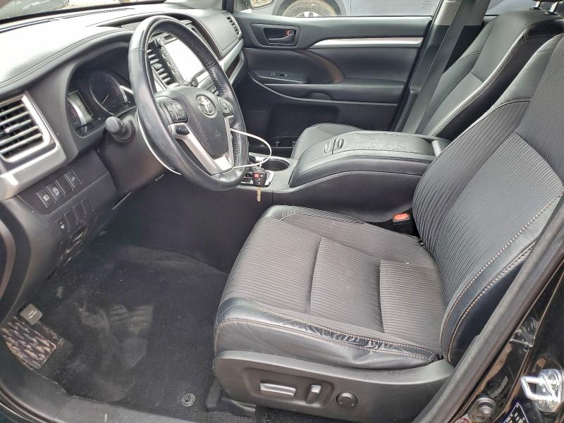 Фото 7 - TOYOTA HIGHLANDER