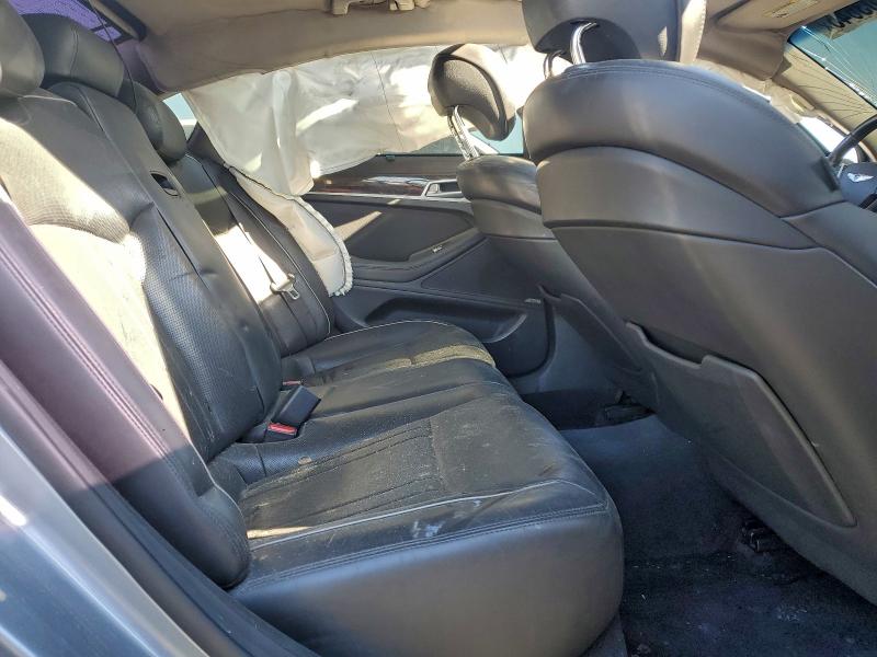 Фото 10 - HYUNDAI GENESIS