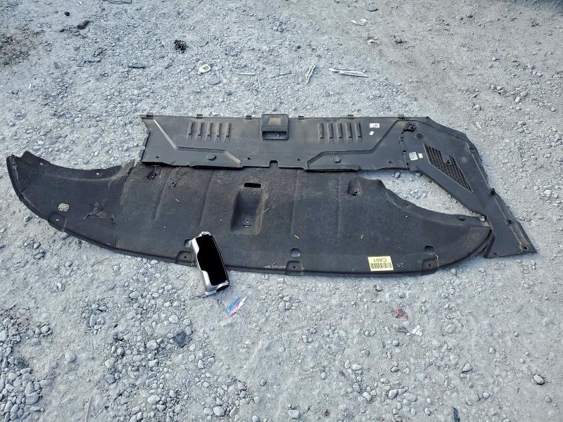 GENESIS GV70 BASE 2025 VIN KMUMADTB1SU180200